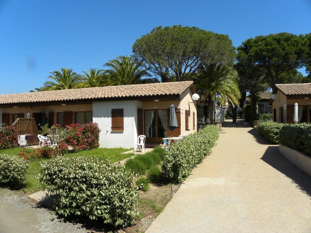 Ulvf Les Residences Du Colombier Fréjus Exteriér fotografie