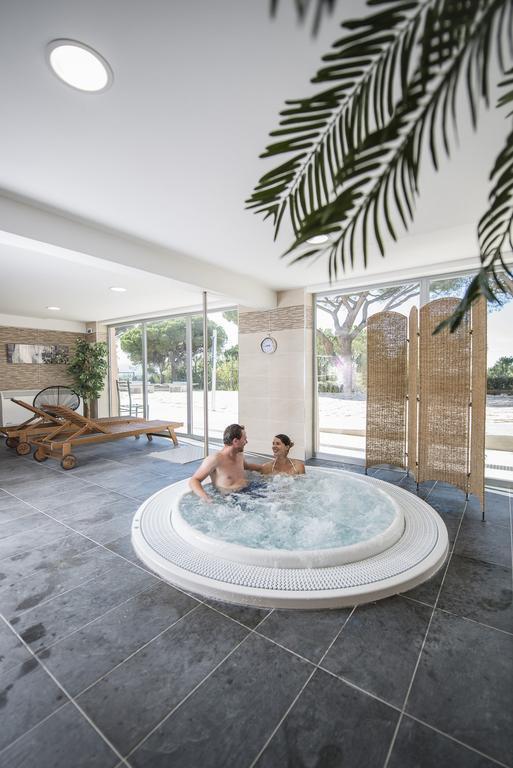 Ulvf Les Residences Du Colombier Fréjus Exteriér fotografie